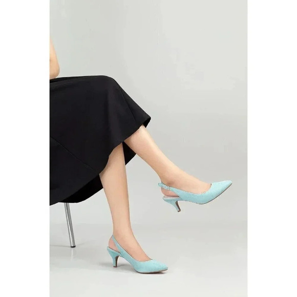 Women’s Low Heel Pumps  Closed Pointed Toe Kitten Heels for Women - Picture 2 of 4